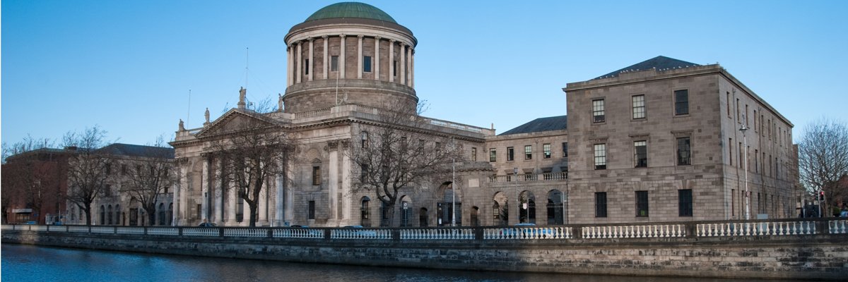 Высокий суд отменил продление разрешения Apple на строительство заброшенного дата-центра в Ирландии.